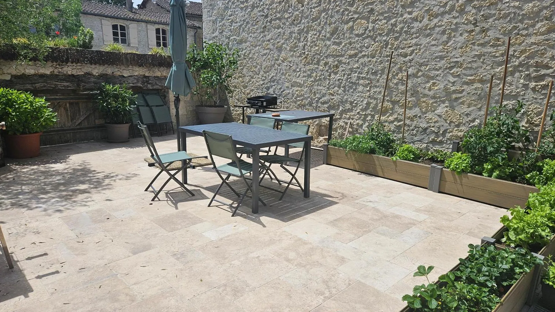 Agreable Chambre, Salle De Bain Privative, La Placotte Saint-Clar 0*,  France
